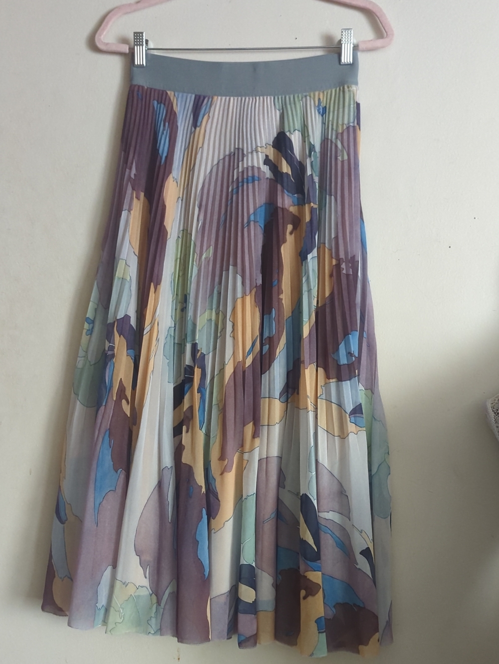 Wilfred Twirl Pleated Floral Midi Skirt in Multicolor - Picture 6 of 11
